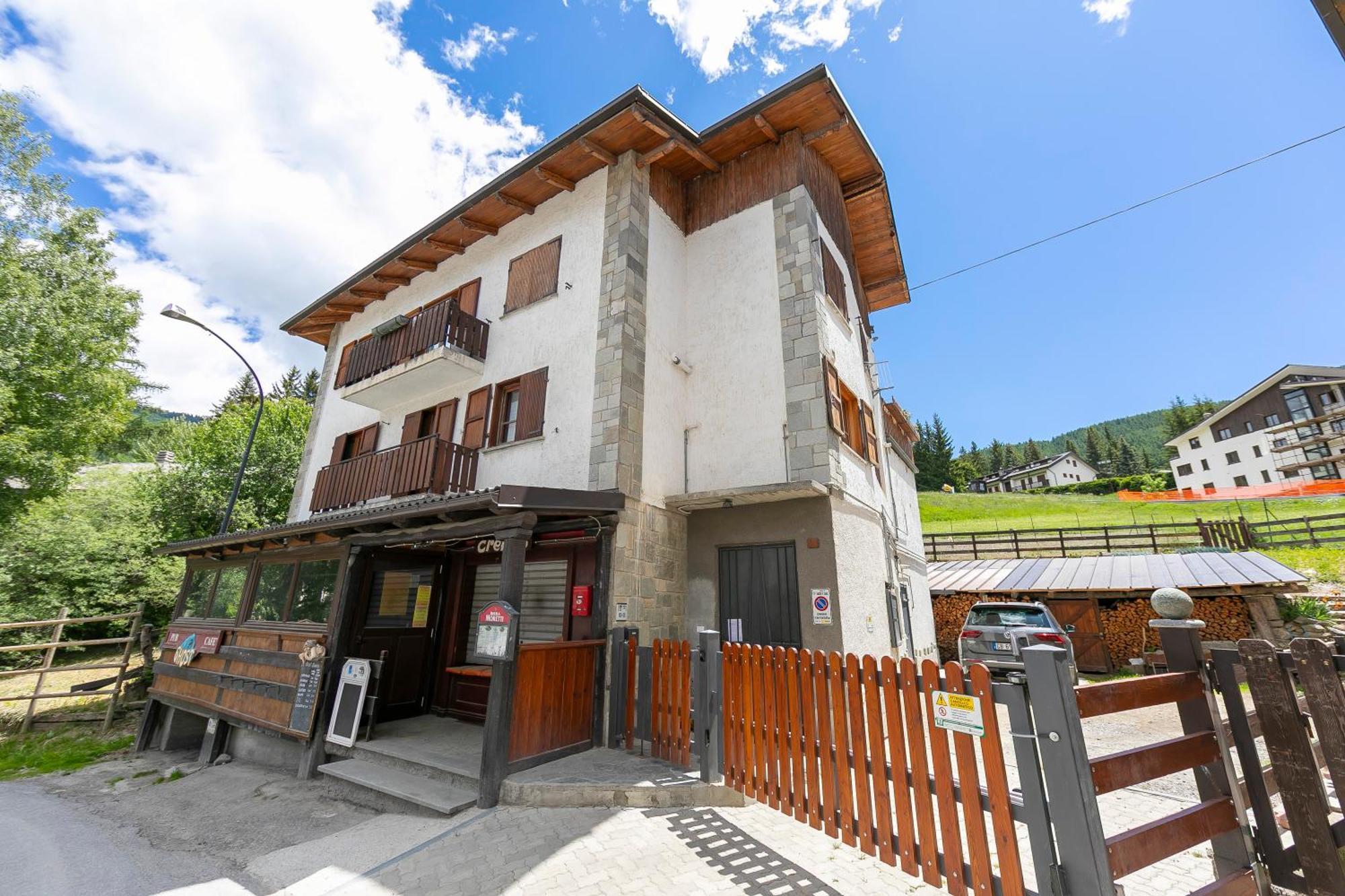Miramonti 21 Ski In - Ski Out - Happy Rentals Oulx Zewnętrze zdjęcie